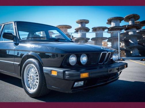 1988 BMW M5 