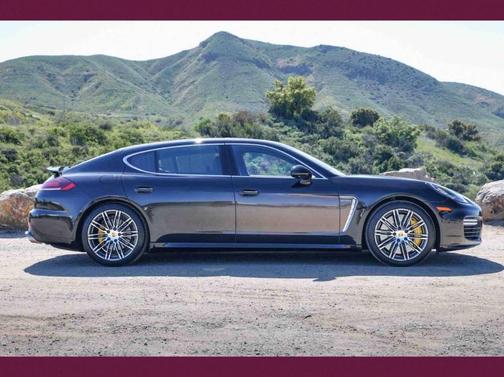 2016 Porsche Panamera Turbo Executive