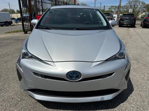 2018 Toyota Prius Two