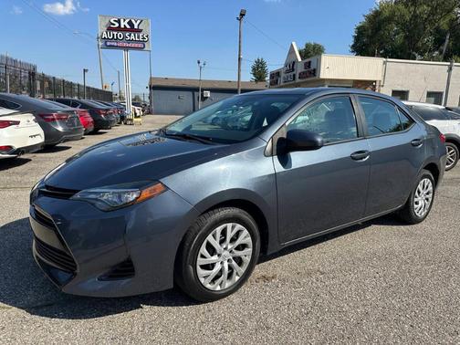 2017 Toyota Corolla LE
