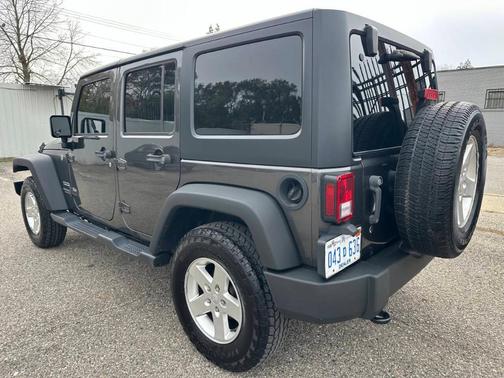 2017 Jeep Wrangler Unlimited Sport