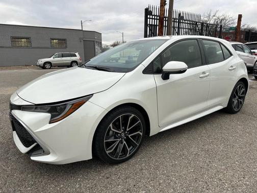 2020 Toyota Corolla Hatchback XSE