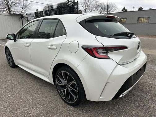 2020 Toyota Corolla Hatchback XSE