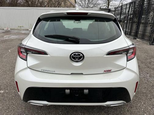 2020 Toyota Corolla Hatchback XSE