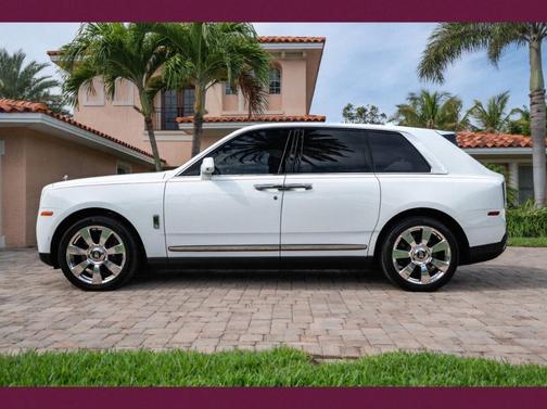 2023 Rolls-Royce Cullinan Base