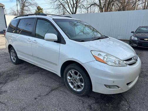 2006 Toyota Sienna XLE Limited
