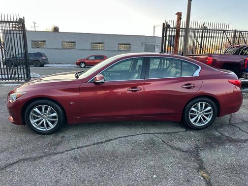 2014 INFINITI Q50 Premium