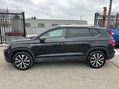 2022 Volkswagen Taos 1.5T SE