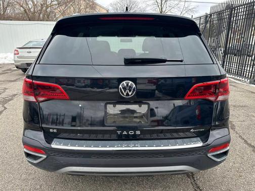 2022 Volkswagen Taos 1.5T SE