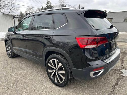 2022 Volkswagen Taos 1.5T SE