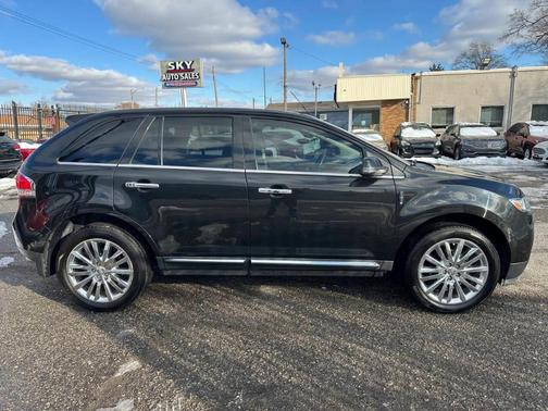 2015 Lincoln MKX Base