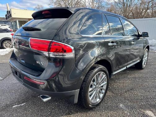 2015 Lincoln MKX Base