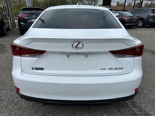 2017 Lexus IS 300 Base