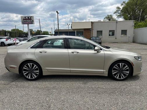 2017 Lincoln MKZ Reserve