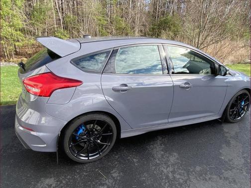 2017 Ford Focus RS Base