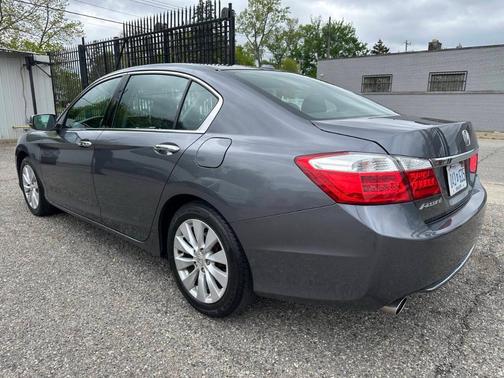 Gray 2013 Honda Accord EX-L V-6