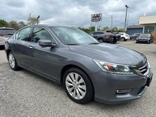 Gray 2013 Honda Accord EX-L V-6