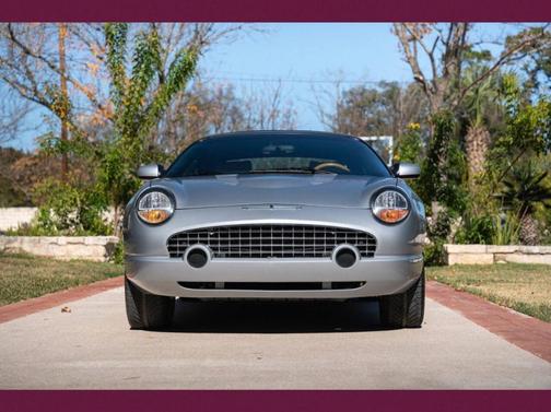 2002 Ford Thunderbird Deluxe