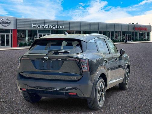 Super Black 2026 Nissan Kicks SV