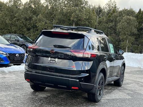 2025 Nissan Rogue Rock Creek