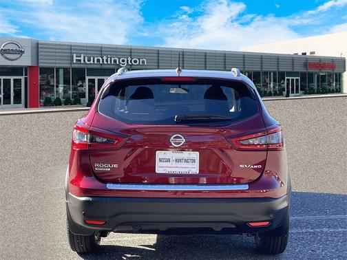2021 Nissan Rogue Sport SV