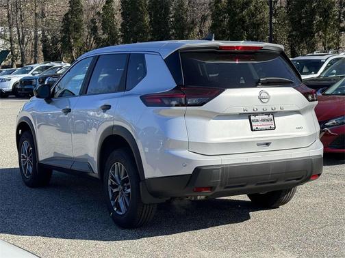 2025 Nissan Rogue S