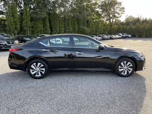 2024 Nissan Altima 2.5 S