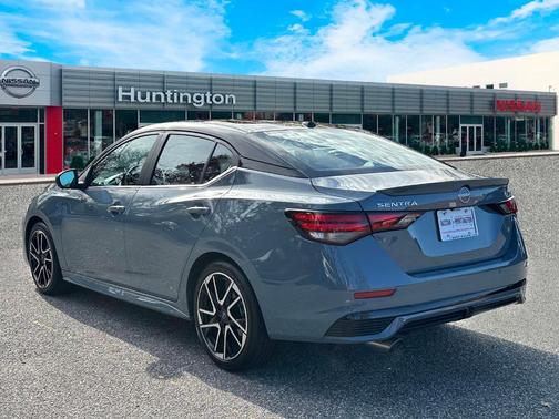 2025 Nissan Sentra SR