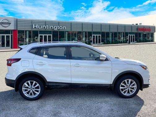 2020 Nissan Rogue Sport SV