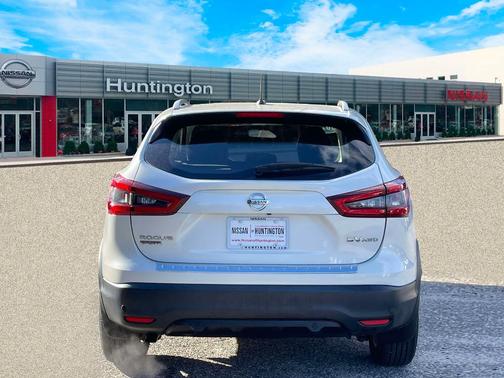 2020 Nissan Rogue Sport SV