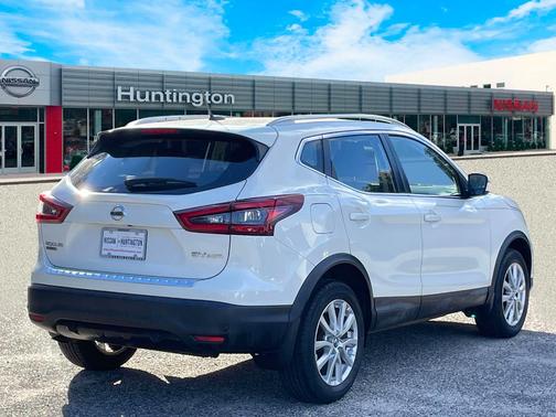 2020 Nissan Rogue Sport SV