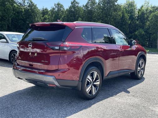 2025 Nissan Rogue SL