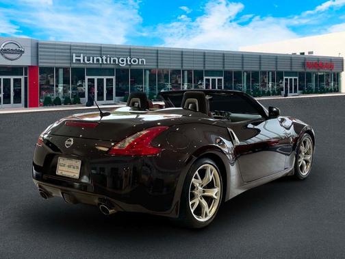 2010 Nissan 370Z Touring
