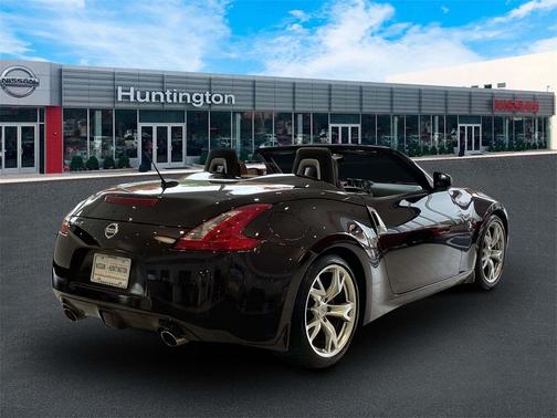 2010 Nissan 370Z Touring