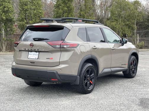 2025 Nissan Rogue Rock Creek