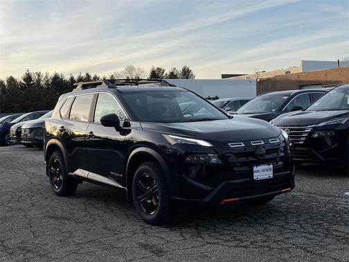 2025 Nissan Rogue Rock Creek