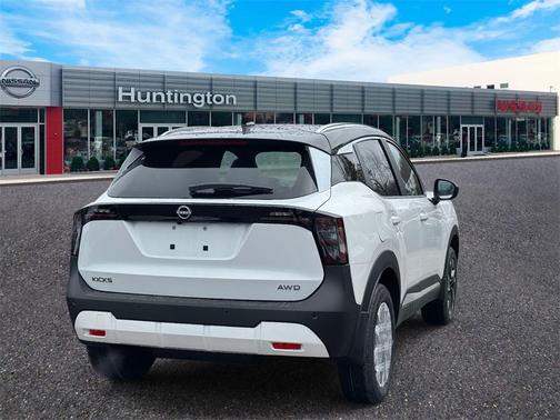 2026 Nissan Kicks SV