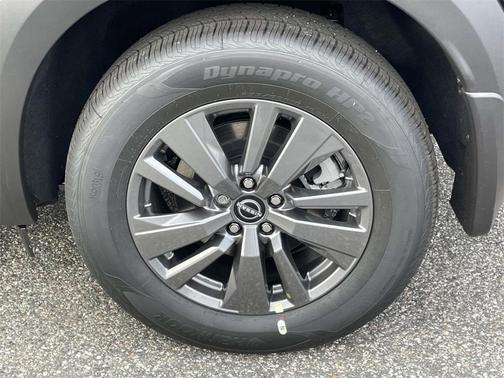 2025 Nissan Pathfinder S