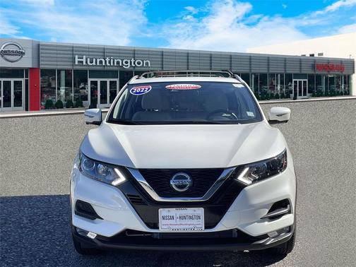 2022 Nissan Rogue Sport SV