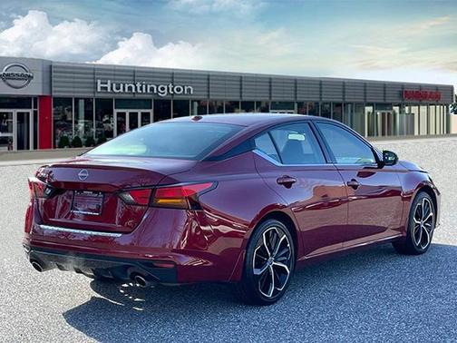 2023 Nissan Altima 2.5 SR