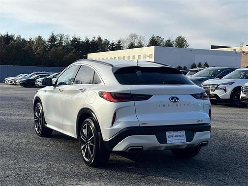 2025 INFINITI QX55 ESSENTIAL