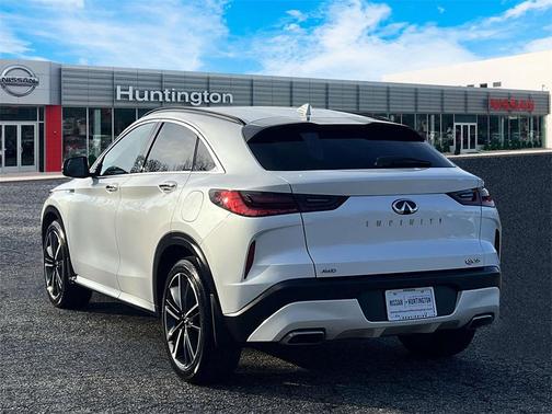 2025 INFINITI QX55 ESSENTIAL