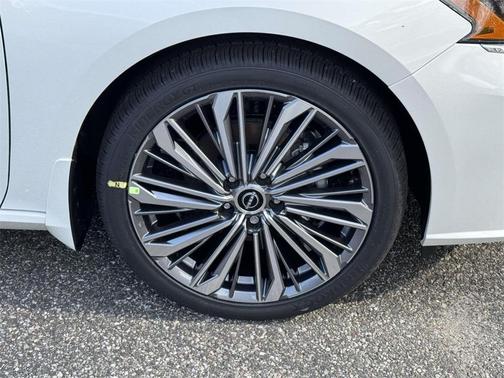 2025 Nissan Altima SL