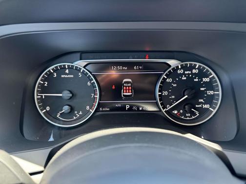 2025 Nissan Pathfinder S