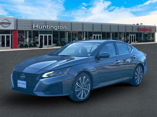 2025 Nissan Altima SL