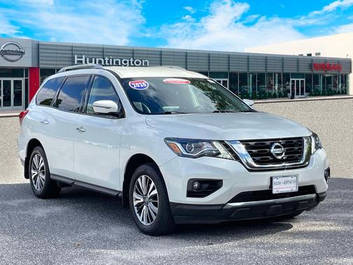 2020 Nissan Pathfinder SL