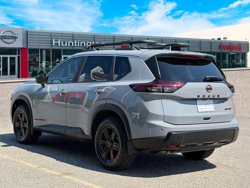 Boulder Gray Metallic 2025 Nissan Rogue Rock Creek