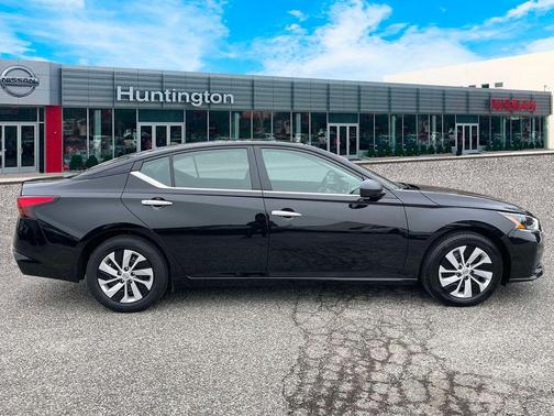 2025 Nissan Altima S