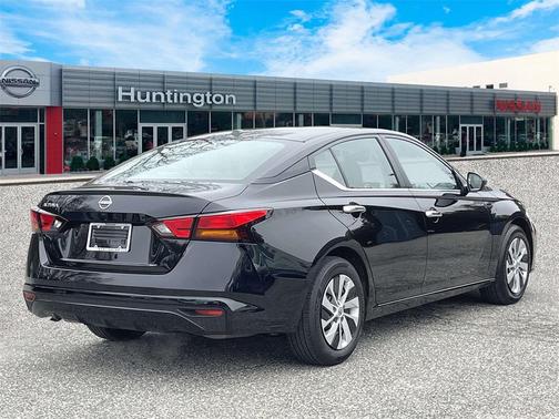 2025 Nissan Altima S