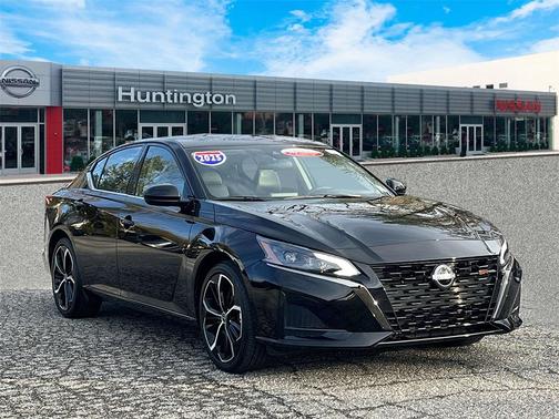 2025 Nissan Altima SR